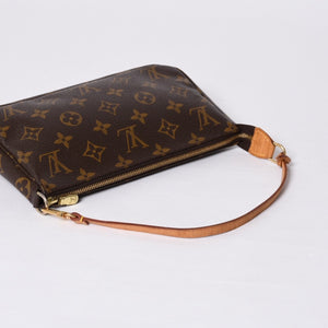 Very Good Condition LOUIS VUITTON Pochette Accessory Pouch M51980 Monogram Brown Leather PVC Used 4a000592