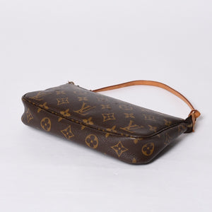 Very Good Condition LOUIS VUITTON Pochette Accessory Pouch M51980 Monogram Brown Leather PVC Used 4a000592
