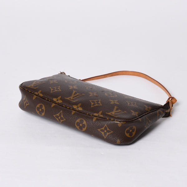 Very Good Condition LOUIS VUITTON Pochette Accessory Pouch M51980 Monogram Brown Leather PVC Used 4a000592