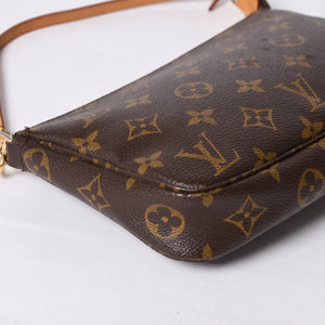 Very Good Condition LOUIS VUITTON Pochette Accessory Pouch M51980 Monogram Brown Leather PVC Used 4a000592