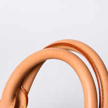 Load image into Gallery viewer, 極美品 LOUIS VUITTON ルイヴィトン アルマ ハンドバッグ M92647 モノグラム マルチカラー ホワイト 村上隆 中古 4a000750
