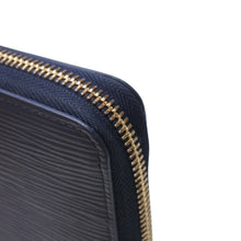 画像をギャラリービューアに読み込む, LOUIS VUITTON ルイヴィトン ジッピーウォレット 長財布 M83482 ネイビー エピレザー ゴールド金具 中古 4b013636