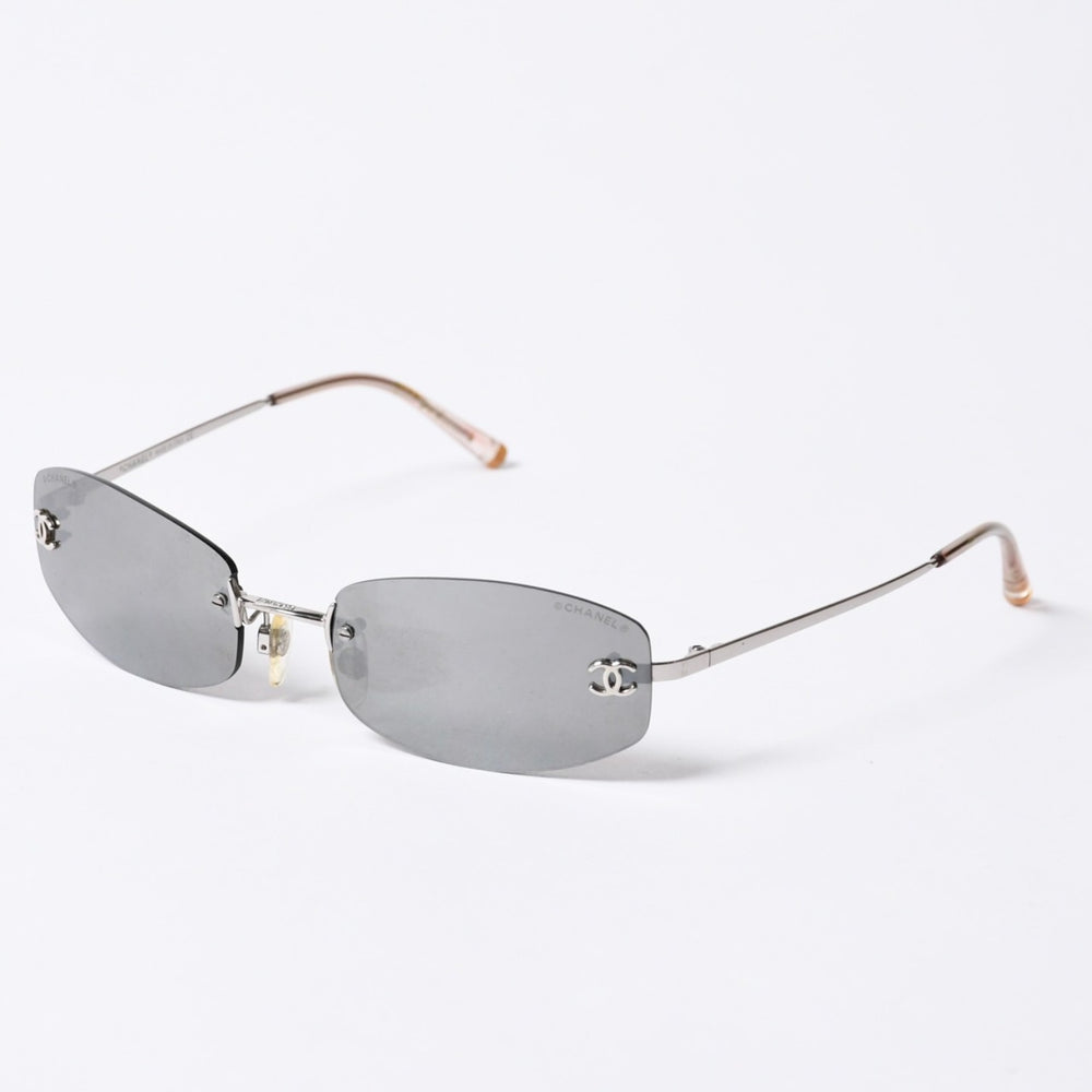 CHANEL シャネル Sunglasses サングラス リムレス ブラック シルバー 4002 ｃ.124/22 54□19 130 美品 中古 4a000115