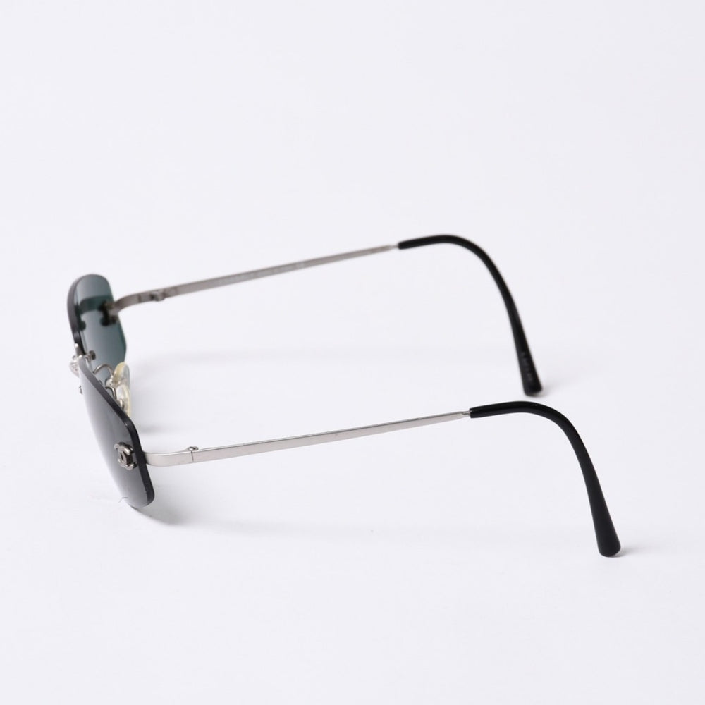 CHANEL Rimless Sunglasses Eyewear Case 4002 c.103/71 Size 54□19 130 Coco Mark Silver Black Good Condition Used 4a000117