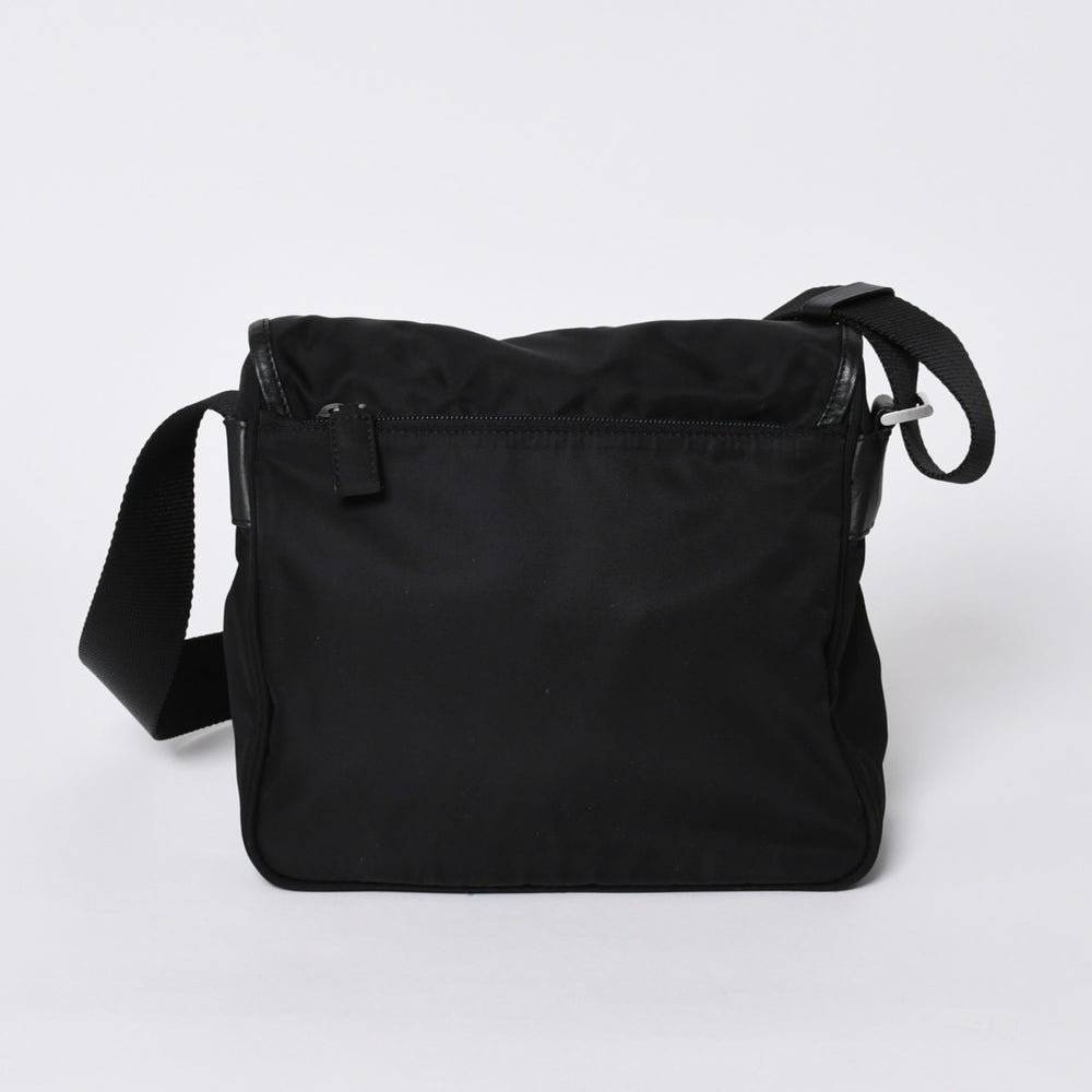 PRADA プラダ ワンショルダーバッグ チェーンショルダーバッグ BT0173 トライアングルロゴ ナイロン NERO ブラック 中古 4a000140