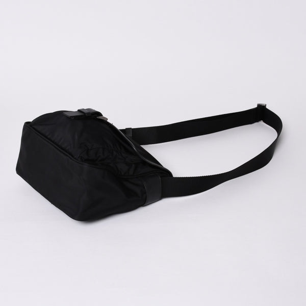 PRADA プラダ ワンショルダーバッグ チェーンショルダーバッグ BT0173 トライアングルロゴ ナイロン NERO ブラック 中古 4a000140