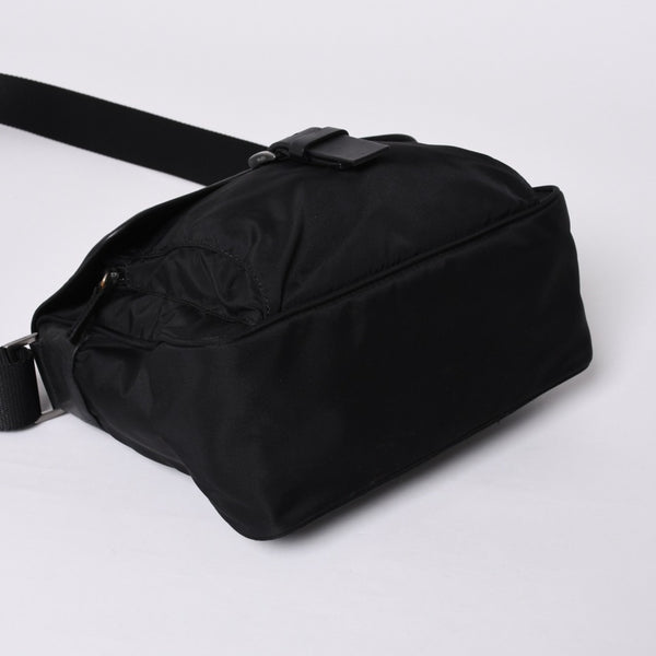 PRADA プラダ ワンショルダーバッグ チェーンショルダーバッグ BT0173 トライアングルロゴ ナイロン NERO ブラック 中古 4a000140
