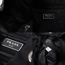 画像をギャラリービューアに読み込む, PRADA プラダ スタッズ付きナイロン リュックサック バックパック ブラック シルバー金具 美品 中古 4a000251