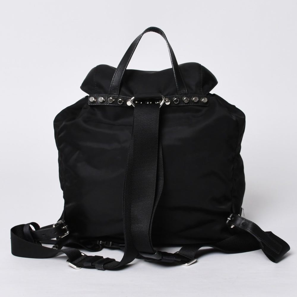 PRADA プラダ スタッズ付きナイロン リュックサック バックパック ブラック シルバー金具 美品 中古 4a000251