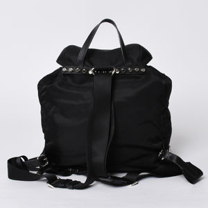 PRADA プラダ スタッズ付きナイロン リュックサック バックパック ブラック シルバー金具 美品 中古 4a000251