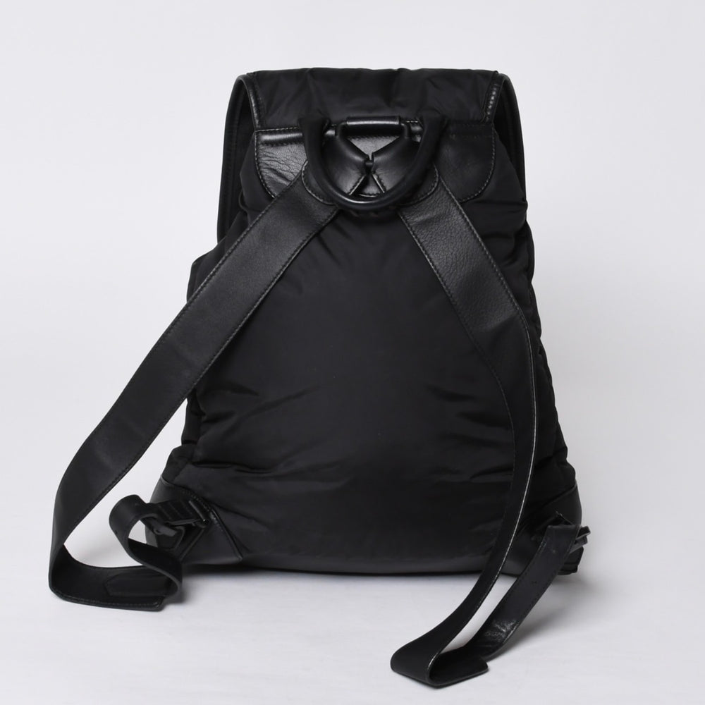 BALENCIAGA バレンシアガ CLASSIC TRAVELER BACKPACK クラシック トラベラー リュックサック 387285 ナイロン ブラック 美品 中古 4a000147