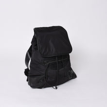 画像をギャラリービューアに読み込む, BALENCIAGA バレンシアガ CLASSIC TRAVELER BACKPACK クラシック トラベラー リュックサック 387285 ナイロン ブラック 美品 中古 4a000147