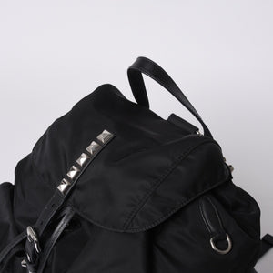 PRADA プラダ スタッズ付きナイロン リュックサック バックパック ブラック シルバー金具 美品 中古 4a000251