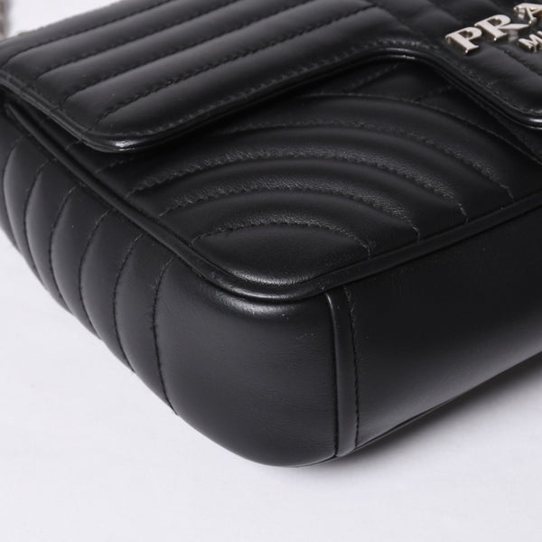 PRADA プラダ チェーンフラップ ダイアグラム キルティングレザー ミディアム ショルダーバッグ 美品 中古 4a000772