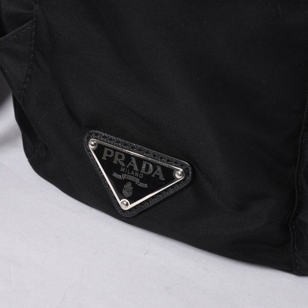 PRADA プラダ スタッズ付きナイロン リュックサック バックパック ブラック シルバー金具 美品 中古 4a000251