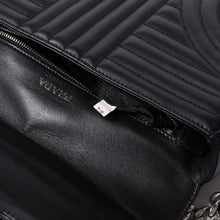 画像をギャラリービューアに読み込む, PRADA プラダ チェーンフラップ ダイアグラム キルティングレザー ミディアム ショルダーバッグ 美品 中古 4a000772