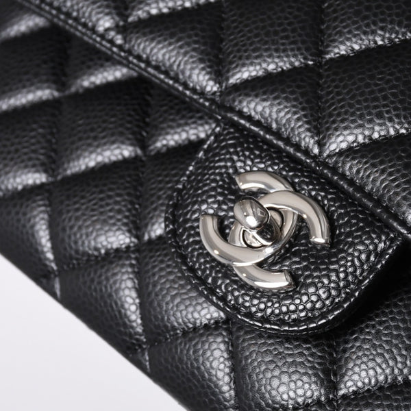 Like new CHANEL Matelasse 25 W flap W chain shoulder bag AO1112 21s Caviar skin Silver hardware Used 4a000990