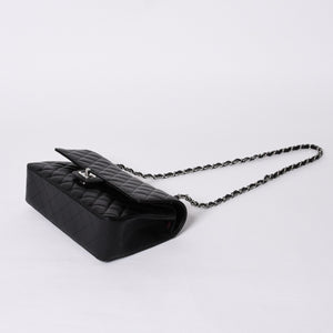 Like new CHANEL Matelasse 25 W flap W chain shoulder bag AO1112 21s Caviar skin Silver hardware Used 4a000990