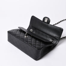 画像をギャラリービューアに読み込む, 新品同様 CHANEL シャネル マトラッセ25 Wフラップ Wチェーンショルダーバッグ AO1112 21番台 キャビアスキン シルバー金具 中古 4a000990