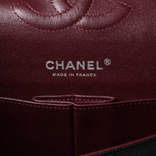 画像をギャラリービューアに読み込む, 新品同様 CHANEL シャネル マトラッセ25 Wフラップ Wチェーンショルダーバッグ AO1112 21番台 キャビアスキン シルバー金具 中古 4a000990