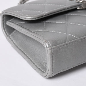 CHANEL シャネル Sフラップ Sチェーンショルダーバッグ AP3238 ランダム番台 ココマーク ラムスキン シルバー 美品 中古 4a000691