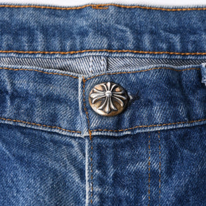 Very good condition CHROME HEARTS × Levi's 517 Levi's 517 Cemetery Cross Patch Denim Pants Jeans Size 36 20 Patch Used 4a000553