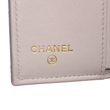 画像をギャラリービューアに読み込む, 極美品 CHANEL シャネル 25AW クラシック スモールフラップウォレット AP4901 ランダム番台 ココマーク キャビアスキン ピンク 中古 4a000297