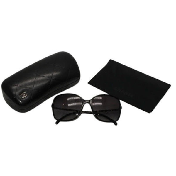 極美品 CHANEL シャネル サングラス アイウェア 5210-Q-A c.501/3C サイズ57□17 135 ココマーク チェーンテンプル ブラック 中古 4a000293