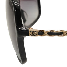 画像をギャラリービューアに読み込む, 極美品 CHANEL シャネル サングラス アイウェア 5210-Q-A c.501/3C サイズ57□17 135 ココマーク チェーンテンプル ブラック 中古 4a000293