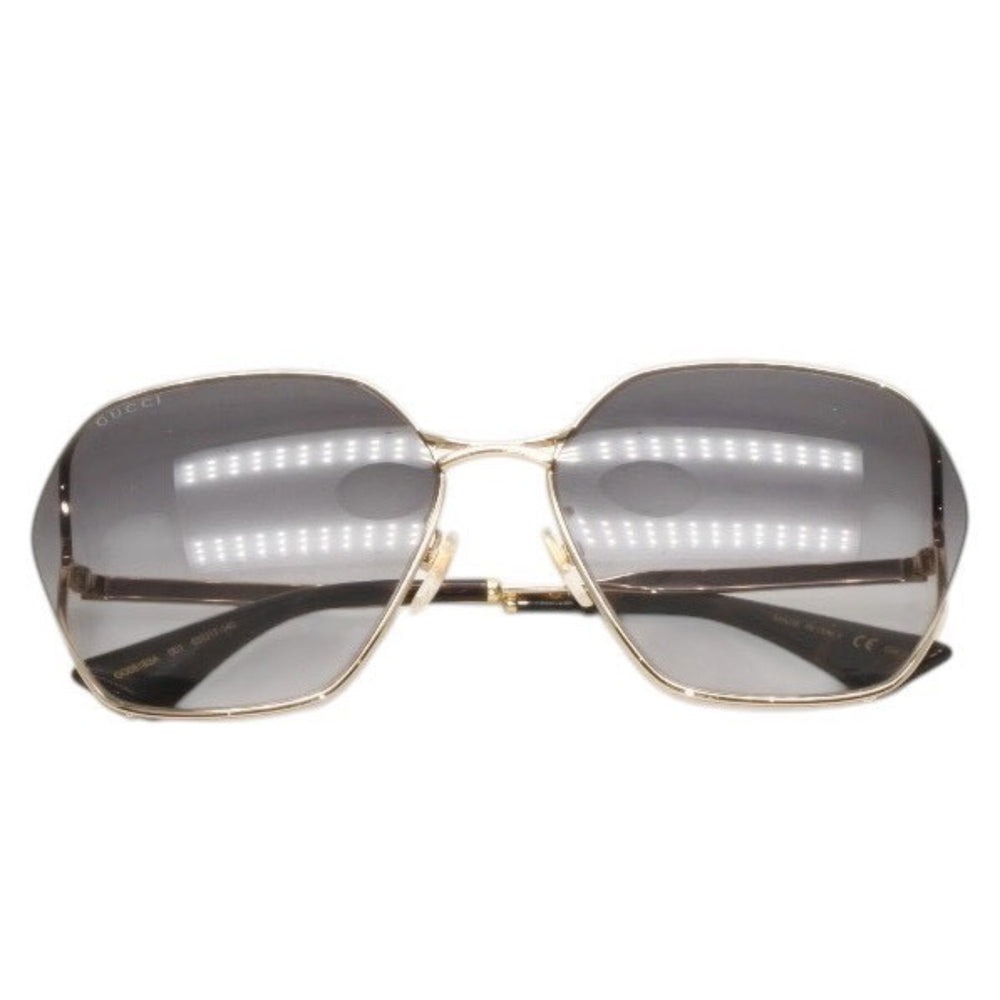 極美品 GUCCI グッチ サングラス アイウェア GG0818SA 001サイズ63□17-140 ゴールド グレー GP メタル プラスチック 中古 4a000288