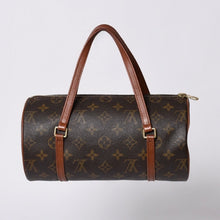 画像をギャラリービューアに読み込む, LOUIS VUITTON ルイヴィトン パピヨン26 ハンドバッグ モノグラム M51366 筒型 モノグラムキャンバス ブラウン 美品 中古 4a000247