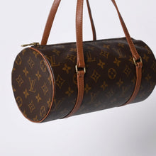 画像をギャラリービューアに読み込む, LOUIS VUITTON ルイヴィトン パピヨン26 ハンドバッグ モノグラム M51366 筒型 モノグラムキャンバス ブラウン 美品 中古 4a000249