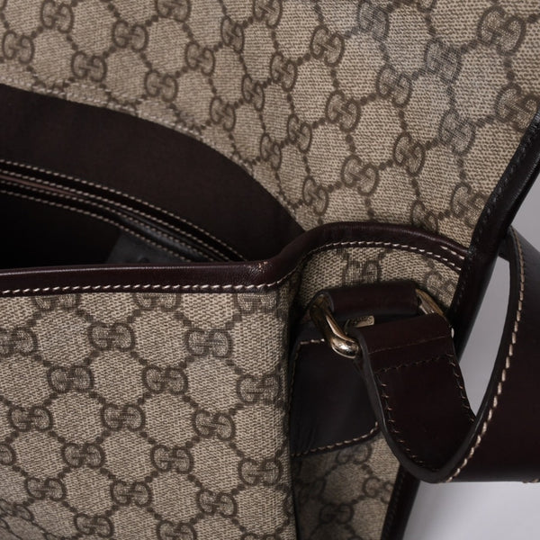Very Good Condition GUCCI Shoulder Bag 2000s GG Supreme Sherry Line 211130 204990 Beige Gold Hardware Used 4a000195