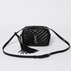 Very Good Condition SAINT LAURENT Saint Laurent Shoulder Bag V Stitch Fringe YSL Logo Black Calf 534817 Used 4a000160