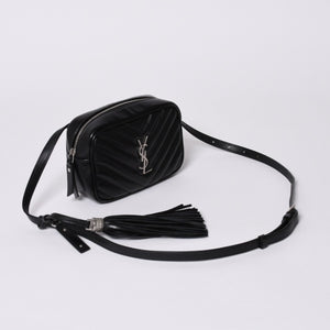 Very Good Condition SAINT LAURENT Saint Laurent Shoulder Bag V Stitch Fringe YSL Logo Black Calf 534817 Used 4a000160