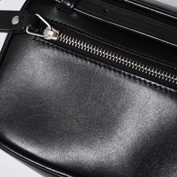 Very Good Condition SAINT LAURENT Saint Laurent Shoulder Bag V Stitch Fringe YSL Logo Black Calf 534817 Used 4a000160