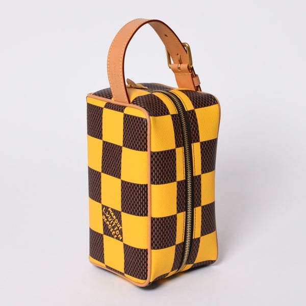 Very Good Condition LOUIS VUITTON N40567 Damier Pop Rocker Dop Kit Travel Pouch Yellow Brown Used 4a000456