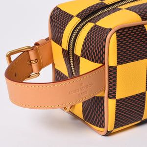 Very Good Condition LOUIS VUITTON N40567 Damier Pop Rocker Dop Kit Travel Pouch Yellow Brown Used 4a000456