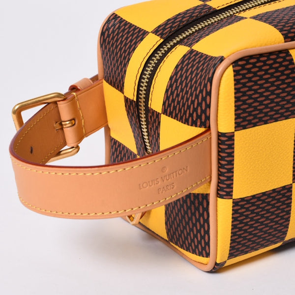 Very Good Condition LOUIS VUITTON N40567 Damier Pop Rocker Dop Kit Travel Pouch Yellow Brown Used 4a000456