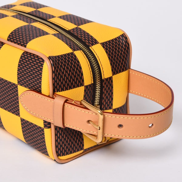 Very Good Condition LOUIS VUITTON N40567 Damier Pop Rocker Dop Kit Travel Pouch Yellow Brown Used 4a000456
