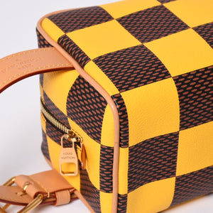 Very Good Condition LOUIS VUITTON N40567 Damier Pop Rocker Dop Kit Travel Pouch Yellow Brown Used 4a000456