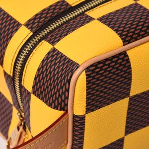 Very Good Condition LOUIS VUITTON N40567 Damier Pop Rocker Dop Kit Travel Pouch Yellow Brown Used 4a000456