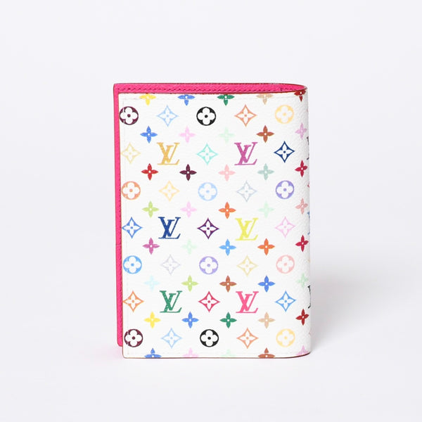 新品同様 LOUIS VUITTON ルイヴィトン LV × TM パスポートカバー クーヴェルテュール パスポール M14178 ホワイト マルチカラー 中古 4a000352