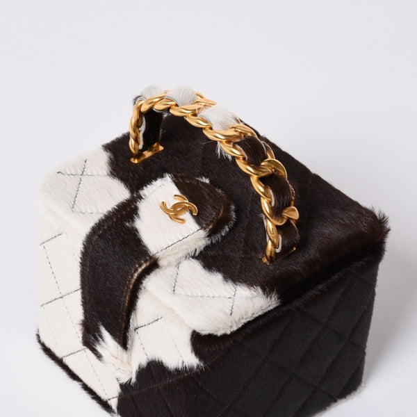 Like new CHANEL Chanel Coco Mark Haraco Mini Vanity Bag 1994-1999s No. 3 White Brown Gold Hardware Used 4a000230