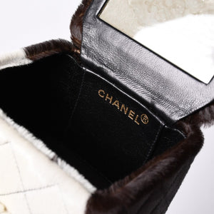 Like new CHANEL Chanel Coco Mark Haraco Mini Vanity Bag 1994-1999s No. 3 White Brown Gold Hardware Used 4a000230