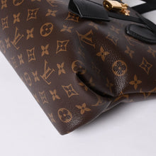 画像をギャラリービューアに読み込む, 極美品 LOUIS VUITTON ルイヴィトン モノグラム フラワー ジップド トートMM M44351 ブラウン ブラック ゴールド金具 中古 4a000264