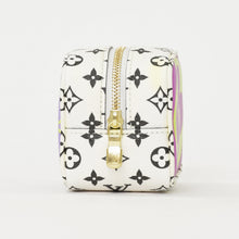 画像をギャラリービューアに読み込む, LOUIS VUITTON ルイヴィトン モノグラム ジャイアント ポルトモネ キューブ ポーチ M67669 ホワイト パープル ブラック 美品 中古 4a000350