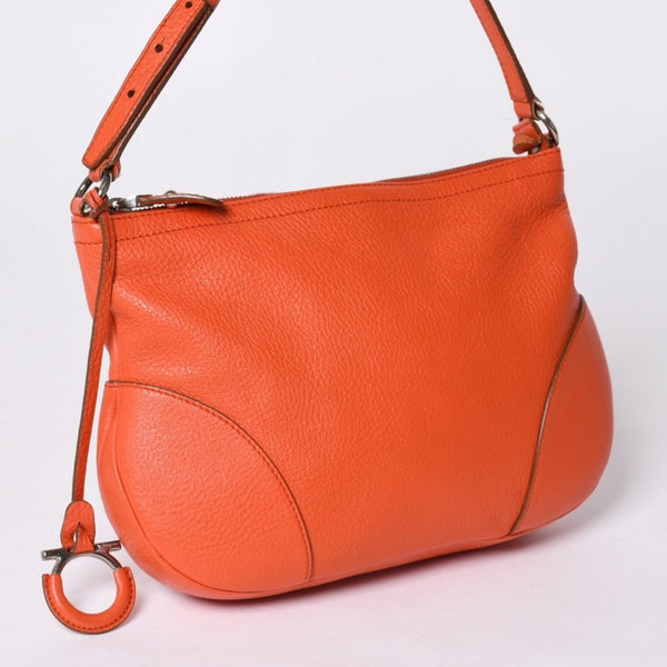 Salvatore Ferragamo サルヴァトーレ フェラガモ ショルダーバッグ AU-21 D035 オレンジ シルバー金具 美品 中古 4a000180