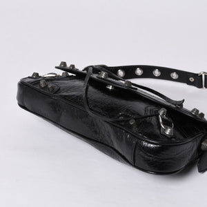 BALENCIAGA バレンシアガ Le Cagole ル・カゴール 771640・1000・N・640167 スリングバッグ ブラック レザー 美品 中古 4a000370