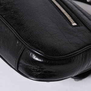 BALENCIAGA バレンシアガ Le Cagole ル・カゴール 771640・1000・N・640167 スリングバッグ ブラック レザー 美品 中古 4a000370